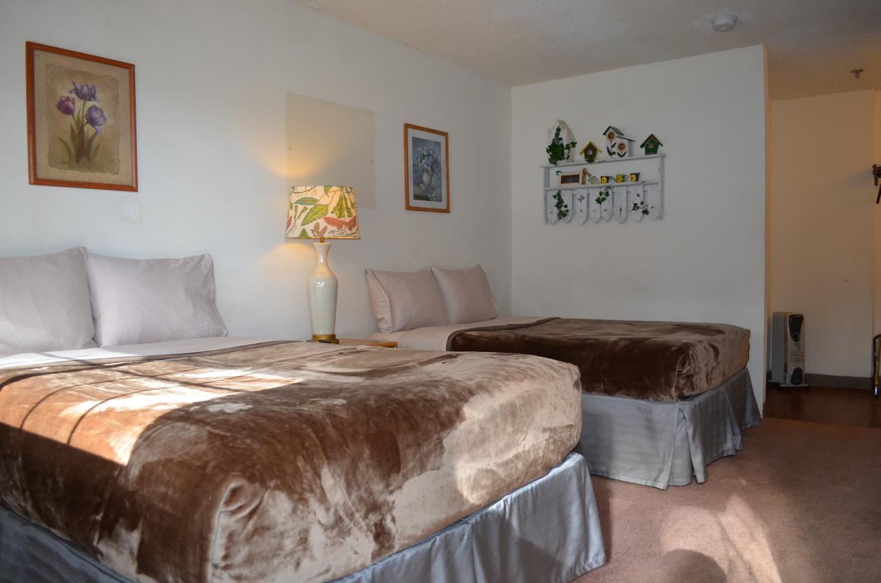 Running Springs Deep Creek Motel المظهر الخارجي الصورة